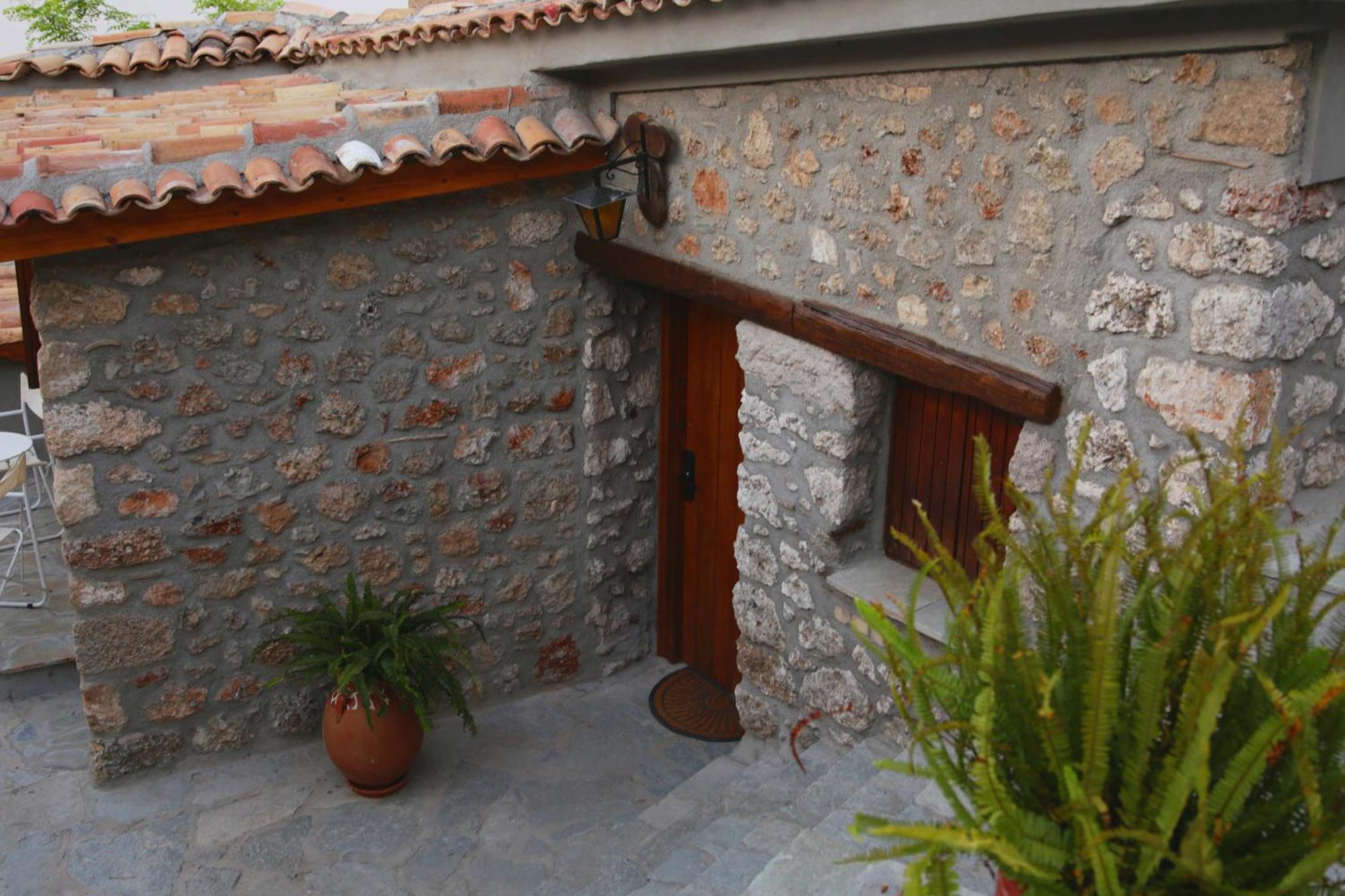 Ferienwohnung Fteri Stone House In Platanos, Akrata Exterior foto