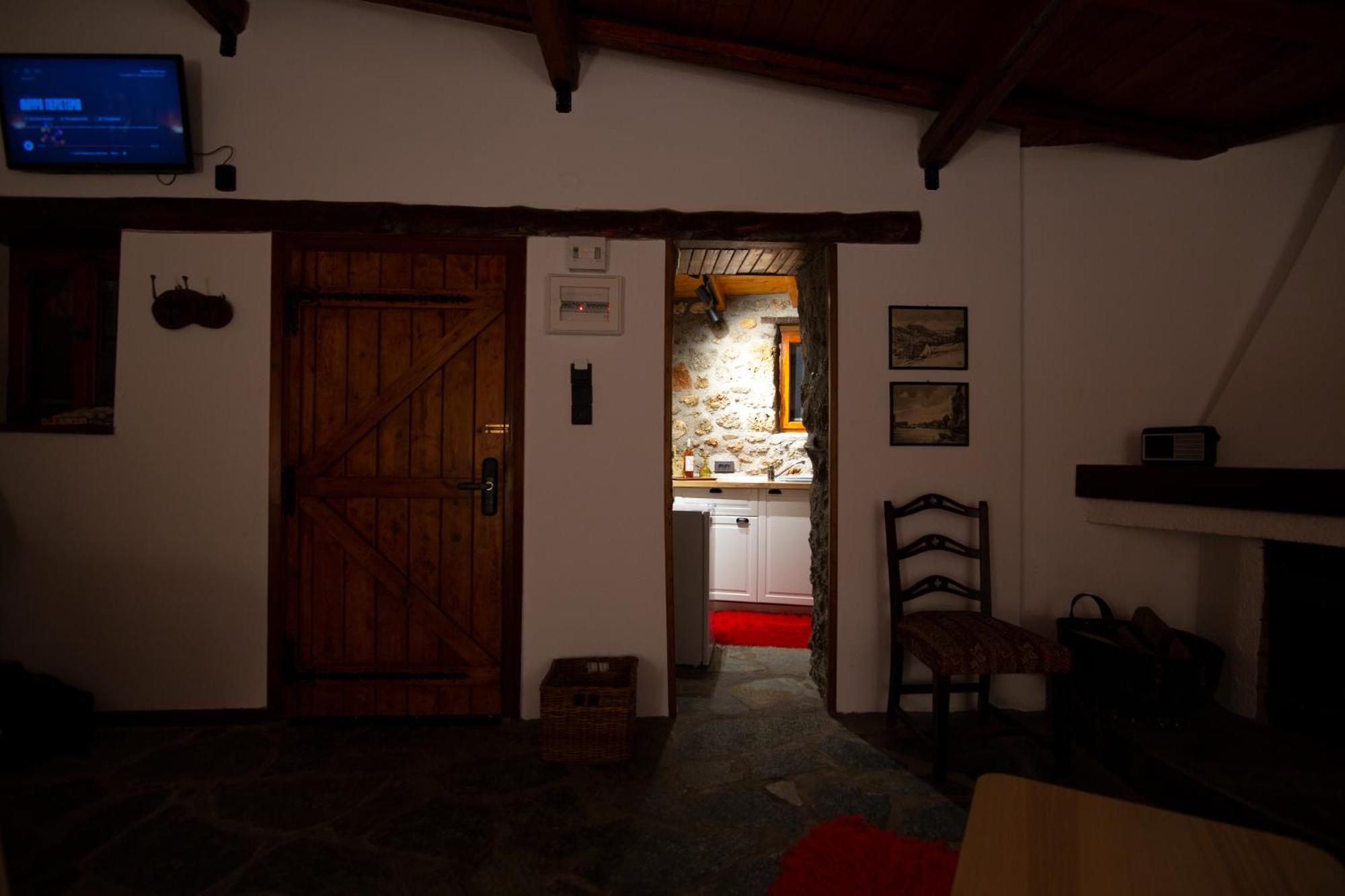Ferienwohnung Fteri Stone House In Platanos, Akrata Exterior foto