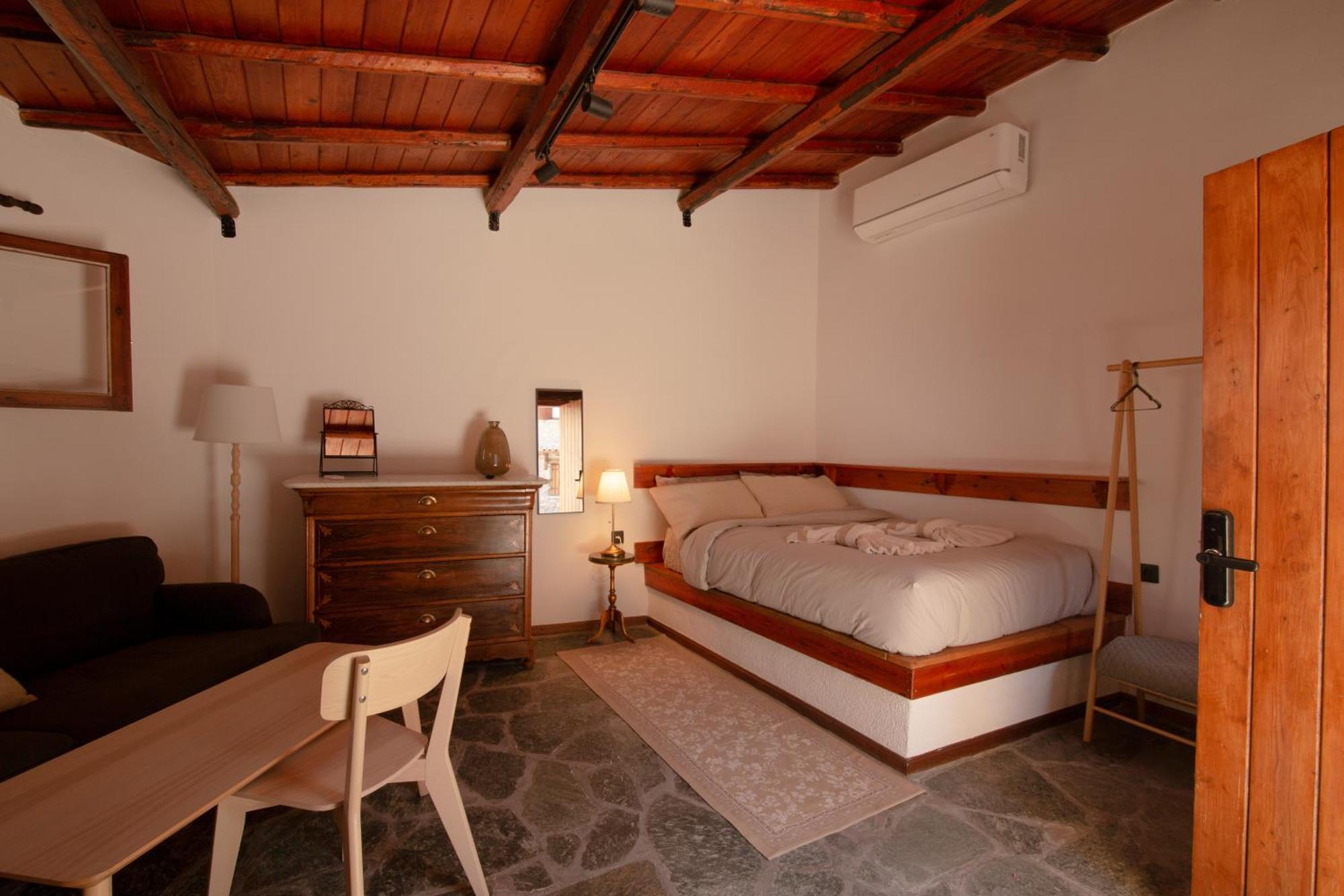 Ferienwohnung Fteri Stone House In Platanos, Akrata Exterior foto